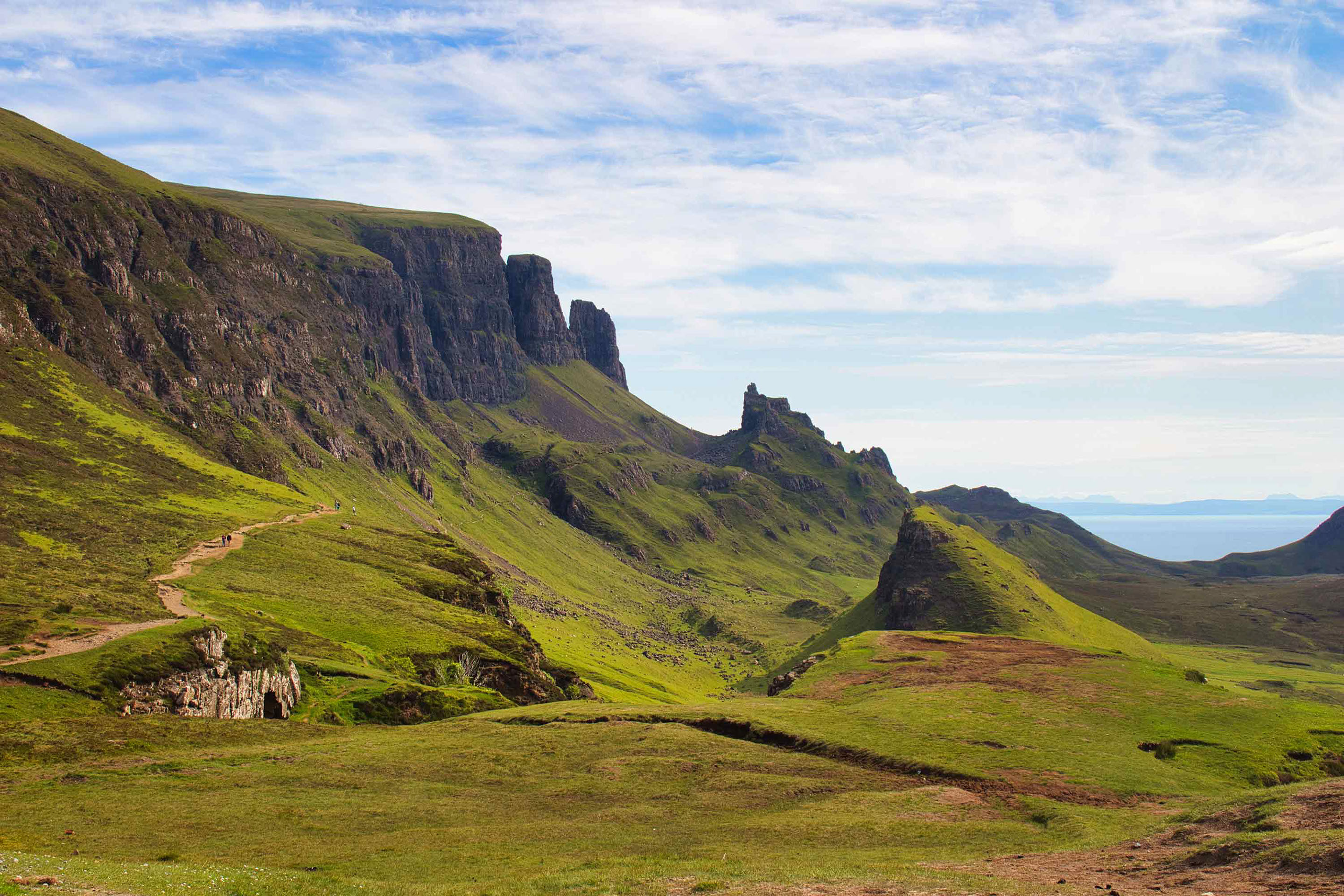 Explore the Isle of Skye on a tour with Dunvegan Taxis
